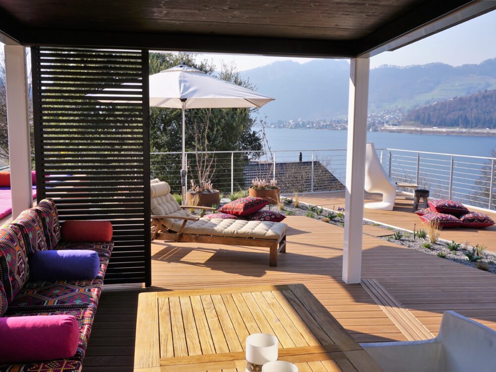 ScheuberAG_Polsterei_Outdoorkissen und Polsterbank